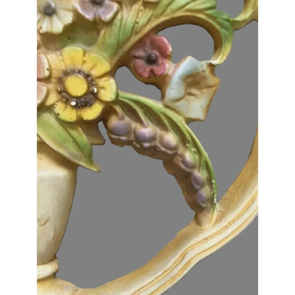 Vtg 1940s Victoriana Chalkware Antique Vase of Flowers Wall Art Plaque Charming!